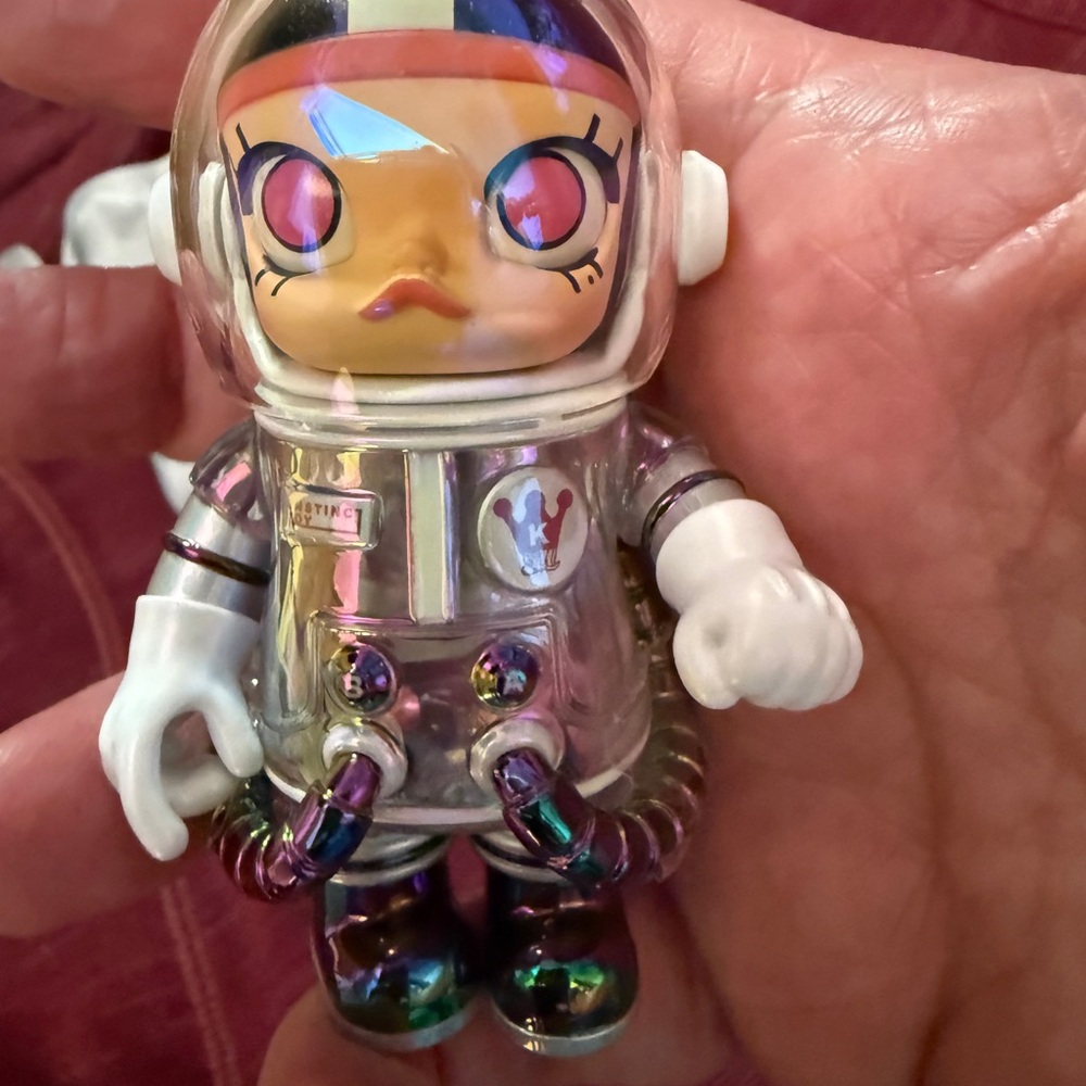 BANGER!!!! Discontinued series #1 Mega Space Molly Collection “ Instinctoy”